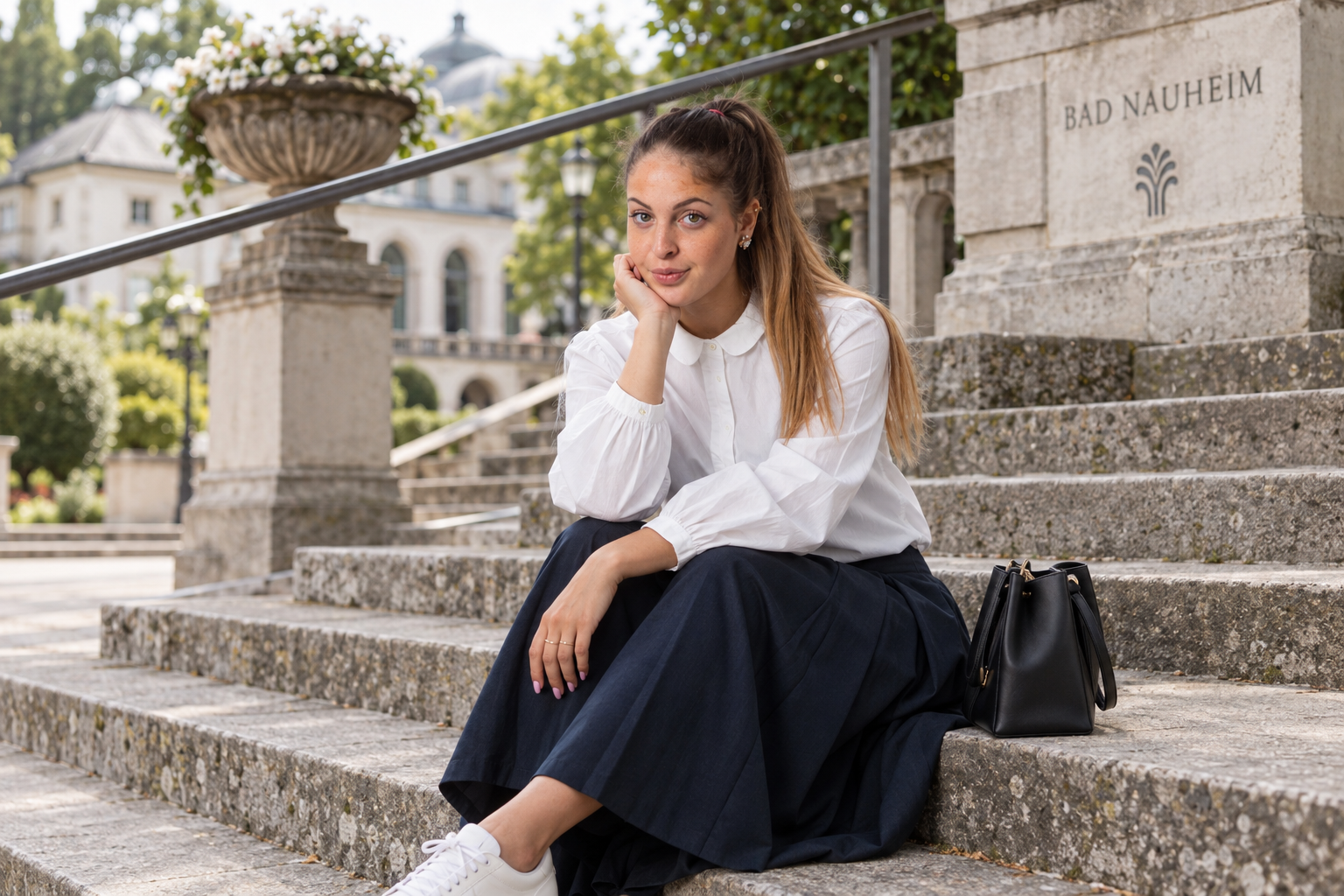 Bad Nauheim Streetstyle - Bluse mit Bubikragen