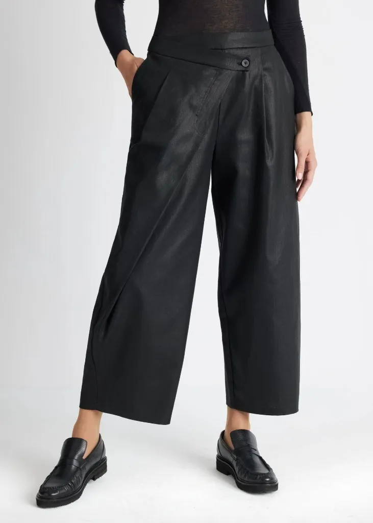 legere-hose-zabera-aus-100-baumwolle-mit-asymmetrischem-bund-5734048.webp