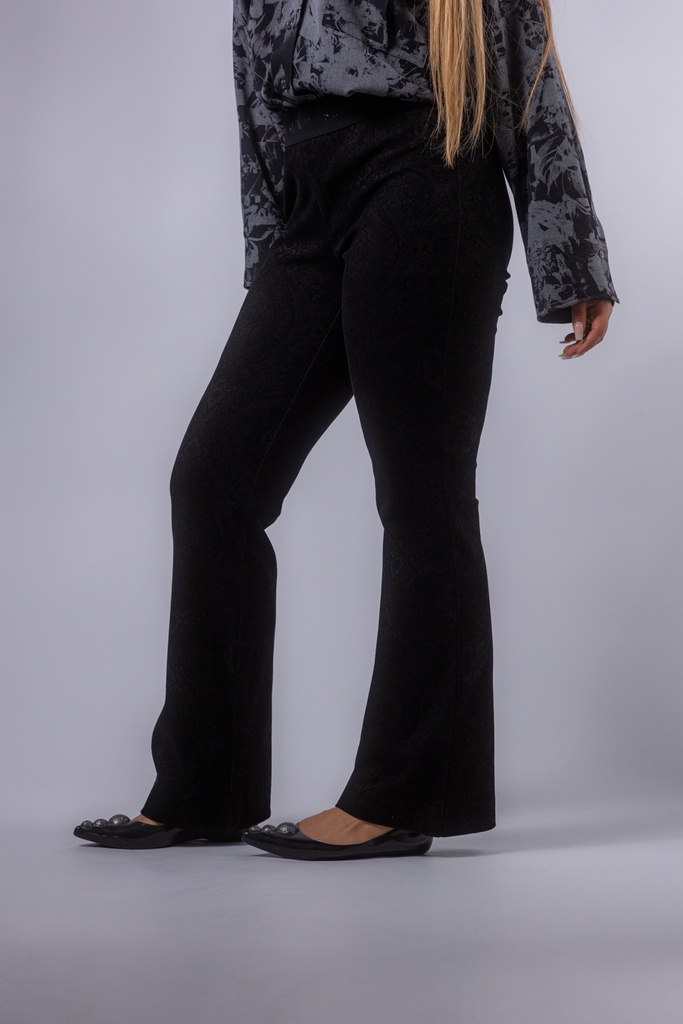 Pernille10_SW_Back
