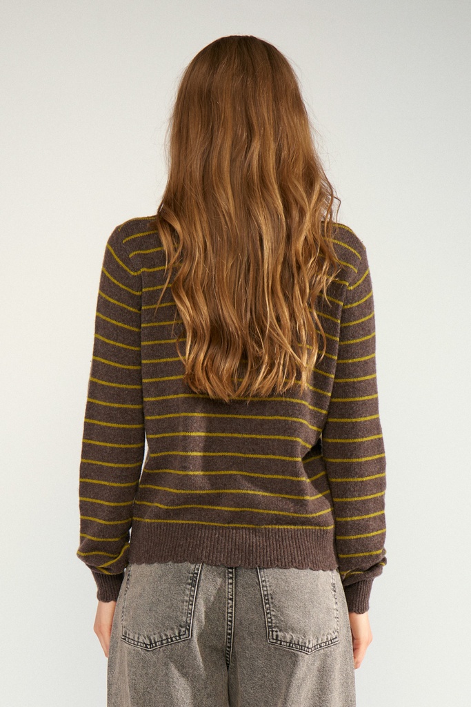 707198_GS_Back