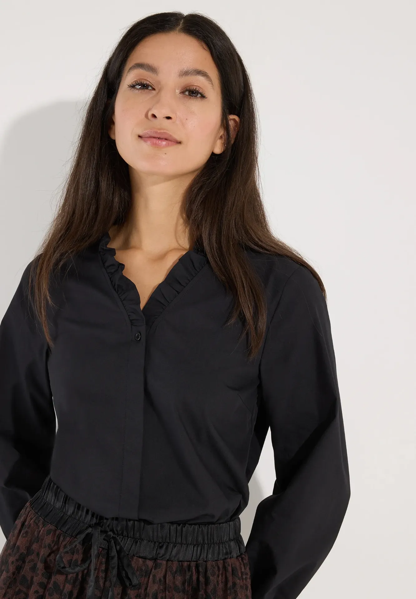 NOS-Bluse mit Rüschenkragen