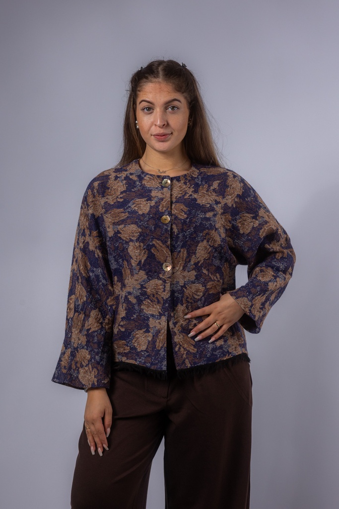 Kurzgeschnittene Strickjacke mit Fransensaum