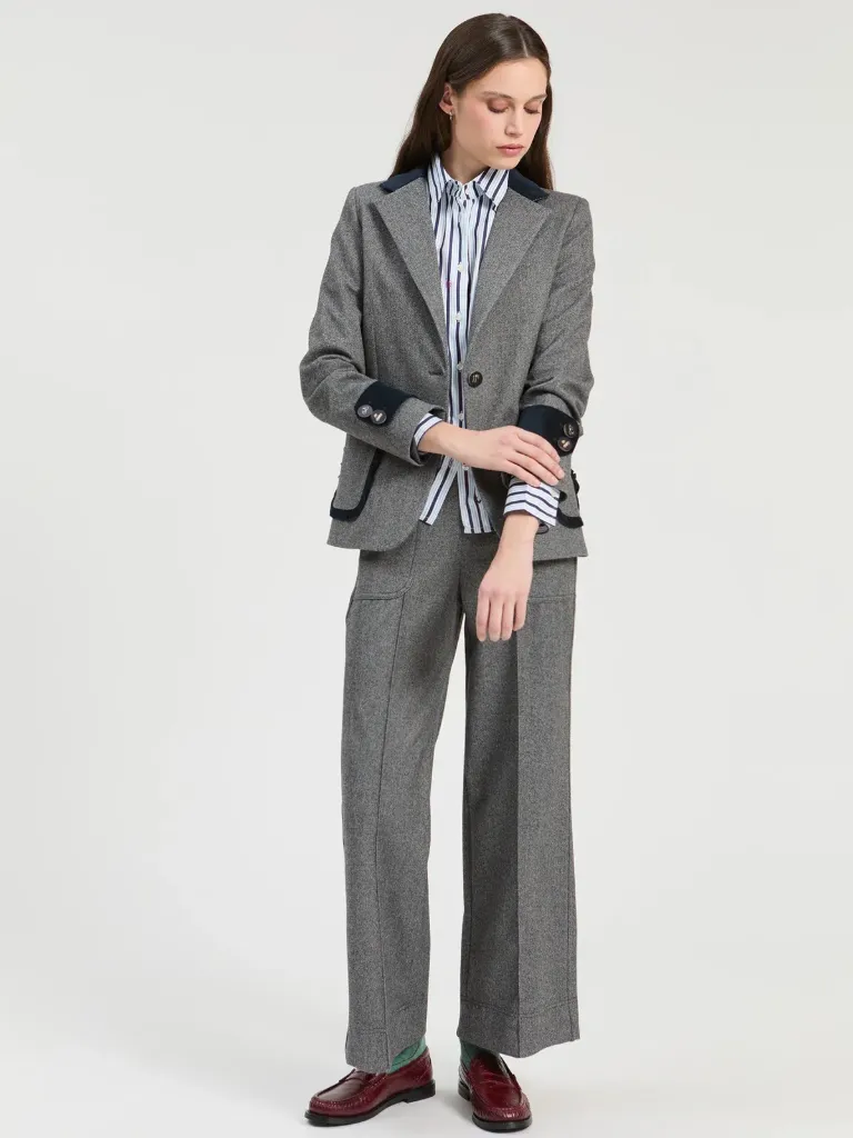 [P3568_33828_GU-36] Grauer Blazer mit Kragen und Manschetten aus Samt (36)