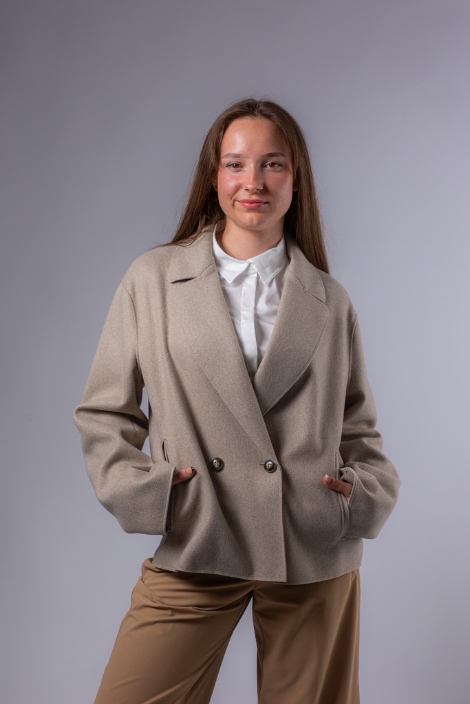 [P3575_354300_TP-34] Wolljacke leicht ausgestellt (34)