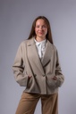 Wolljacke leicht ausgestellt